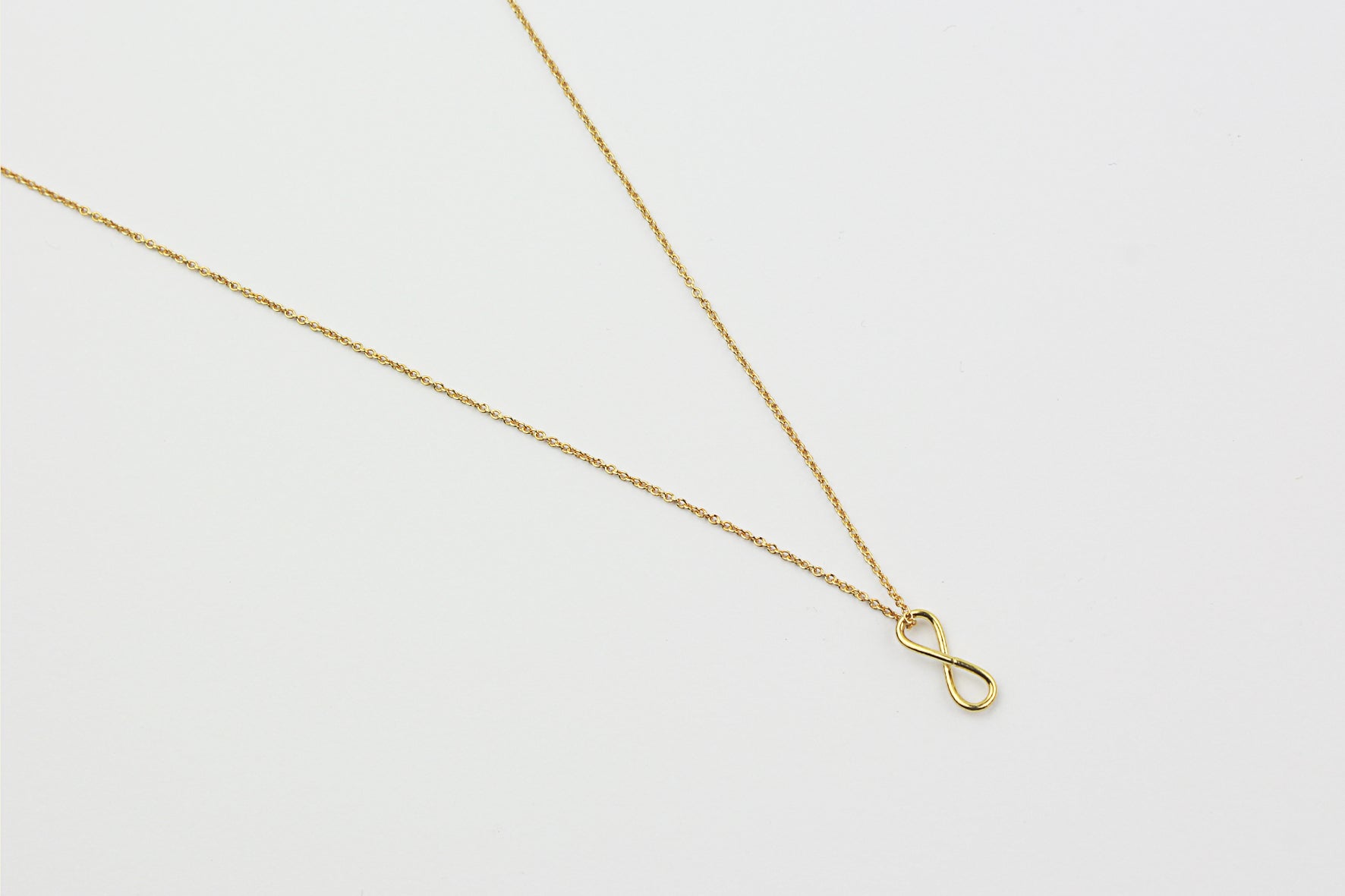 Kette "Small Infinity" gold